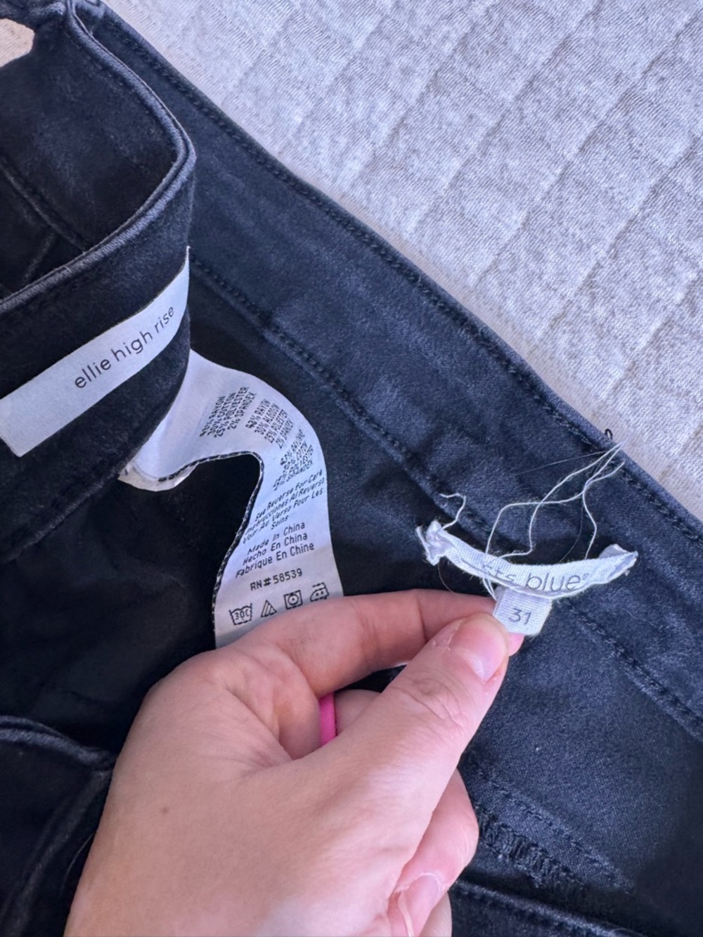 STS Blue Women's Skinny Jeans in Black - Picture 4 of 4